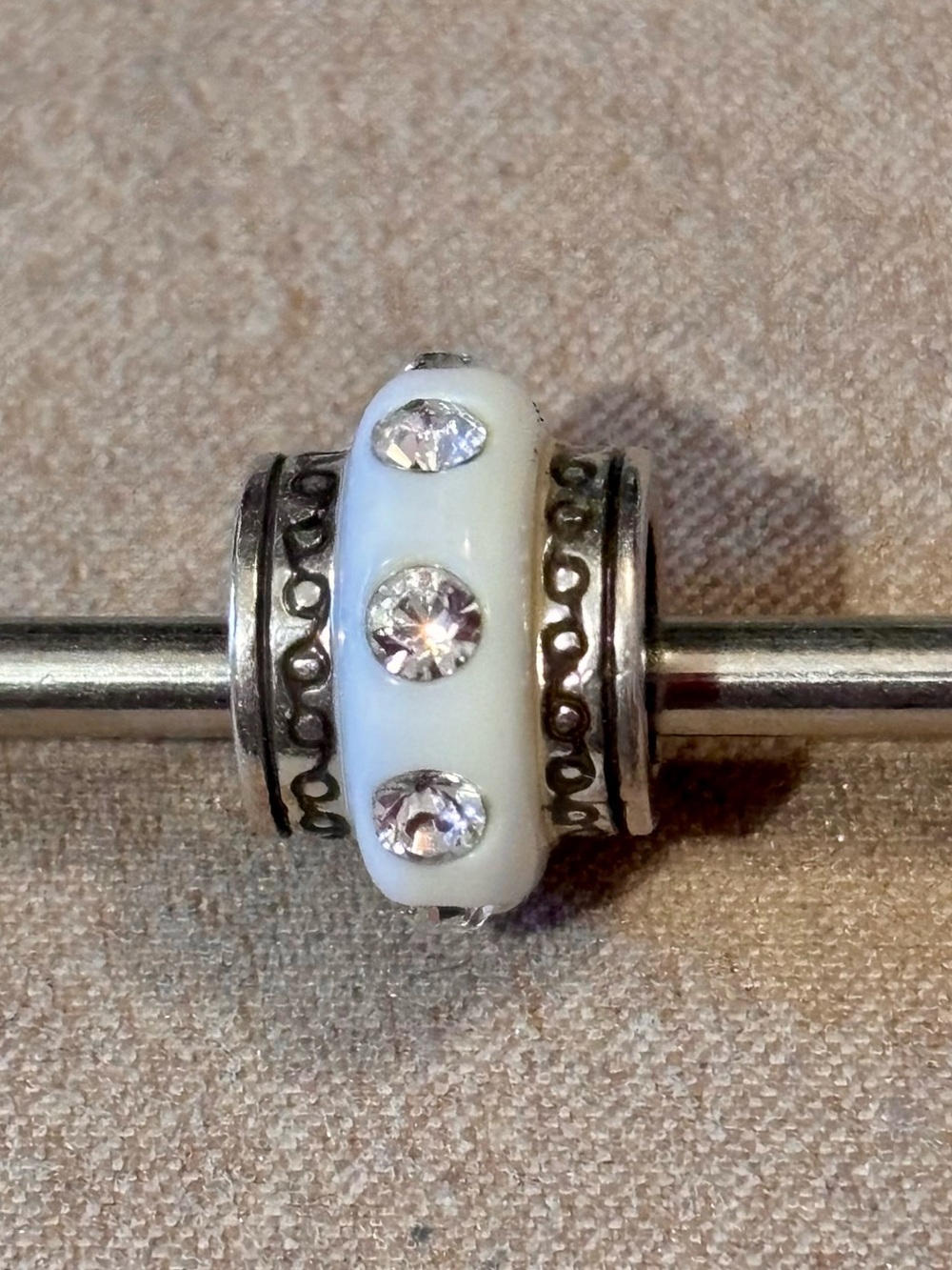 🆕Listing! Brighton round Dazzle Spacer White resin bead w Clear crystals Retired